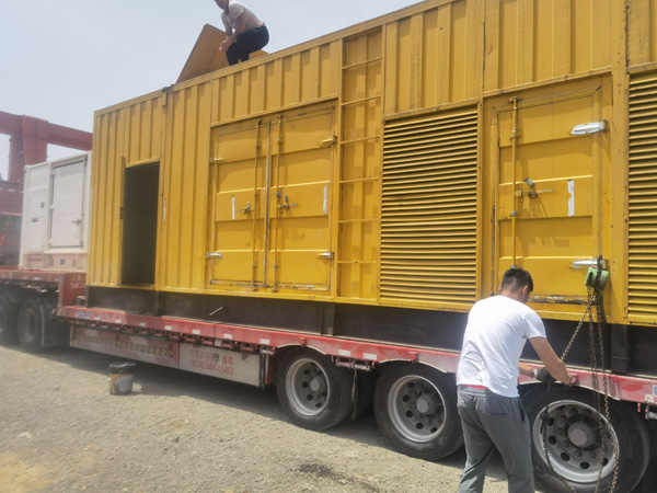 乐安除了负载情况和发动机维护，还有哪些因素会影响 200kw 柴油发电机的油耗？